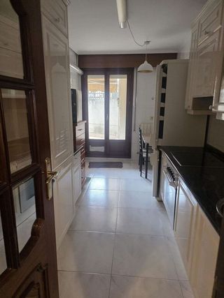 Piso en alquiler en Zona Sur en Burgos