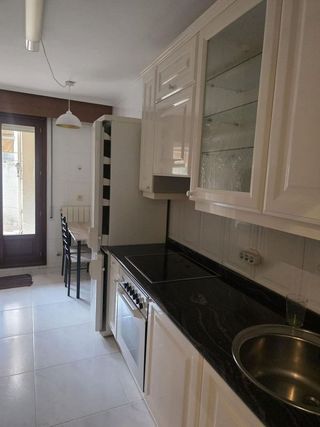 Piso en alquiler en Zona Sur en Burgos