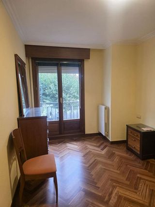 Piso en alquiler en Zona Sur en Burgos