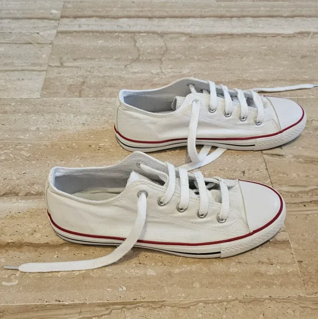 Zapatillas deportivas blancas talla 37