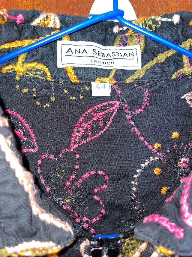 Americana Ana Sebastián floral