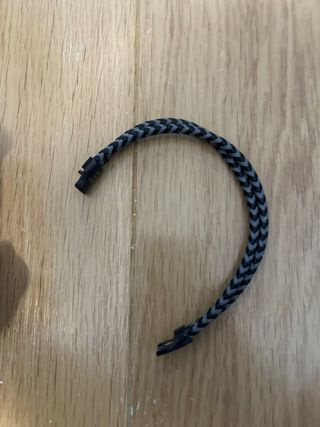 Bracciale intrecciato da uomo