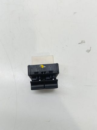 MANDO ELEVALUNAS DELANTERO IZQUIERDO TOYOTA PROACE