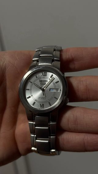Reloj Seiko 5 Automático Plata