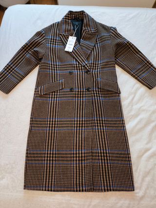 Abrigo Zara oversize cuadros Talla XS y talla