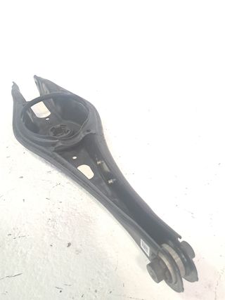 BRAZO SUSPENSION INFERIOR TRASERO IZQUIERDO VOLKSWAGEN PASSA