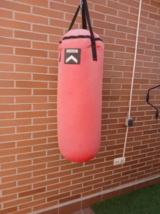 Saco de boxeo Outshock 
