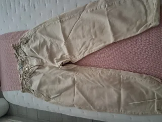 Pantalón beige