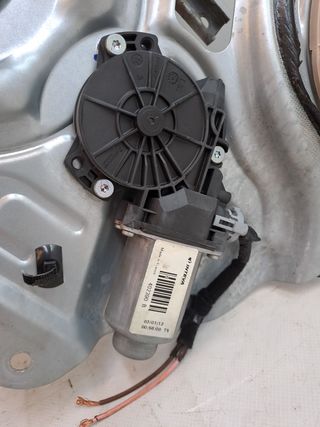 ELEVALUNAS DELANTERO DERECHO KIA SPORTAGE (3)