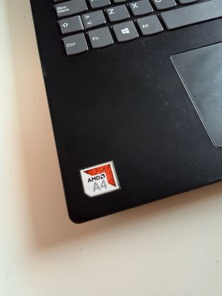 Ordenador portátil Lenovo negro