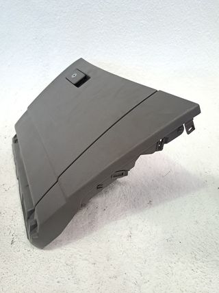 GUANTERA SEAT ALHAMBRA (710, 711) (2)