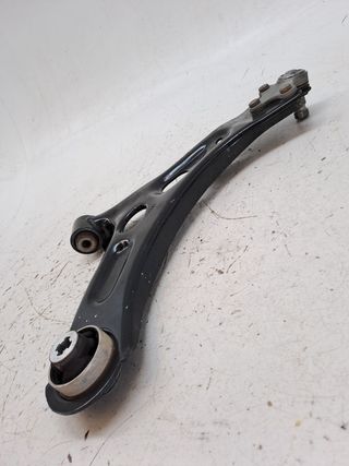 BRAZO SUSPENSION INFERIOR DELANTERO IZQUIERDO OPEL CORSA F (4)