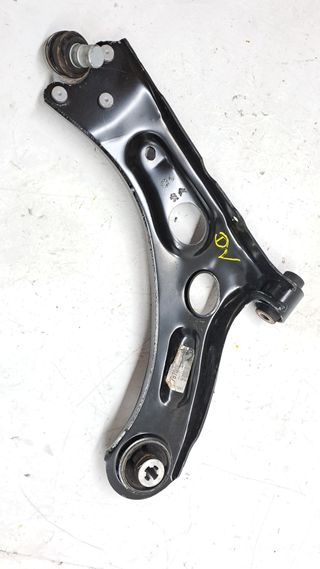 BRAZO SUSPENSION INFERIOR DELANTERO IZQUIERDO OPEL CORSA E (2)