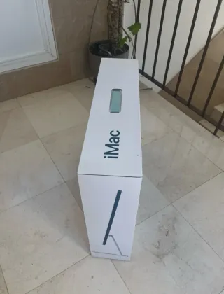 Caja iMac Apple