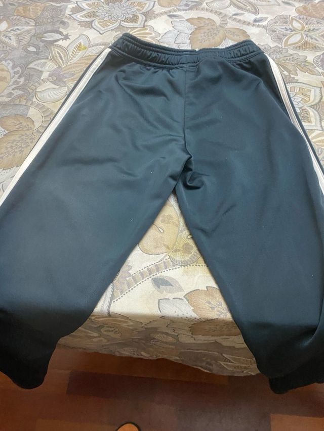 Chándal Adidas Real Madrid Infantil Verde oscuro .