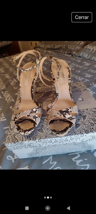 Zapatos piel serpiente beige y marrón