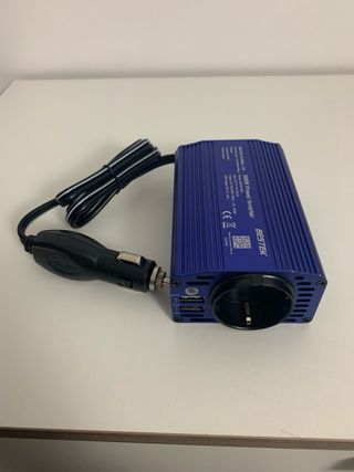 Inversor de corriente BESTEK 300W Azul