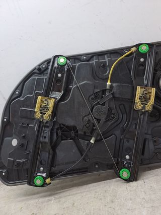ELEVALUNAS DELANTERO IZQUIERDO VOLVO V40