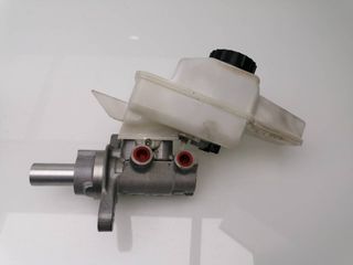 BOMBA FRENO TOYOTA YARIS (3)