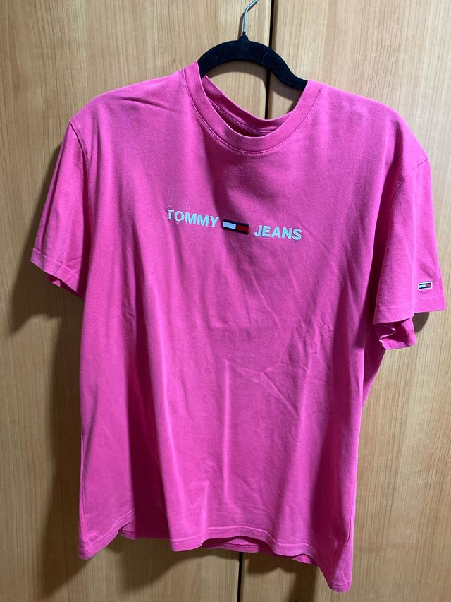 Camiseta Tommy Jeans Rosa