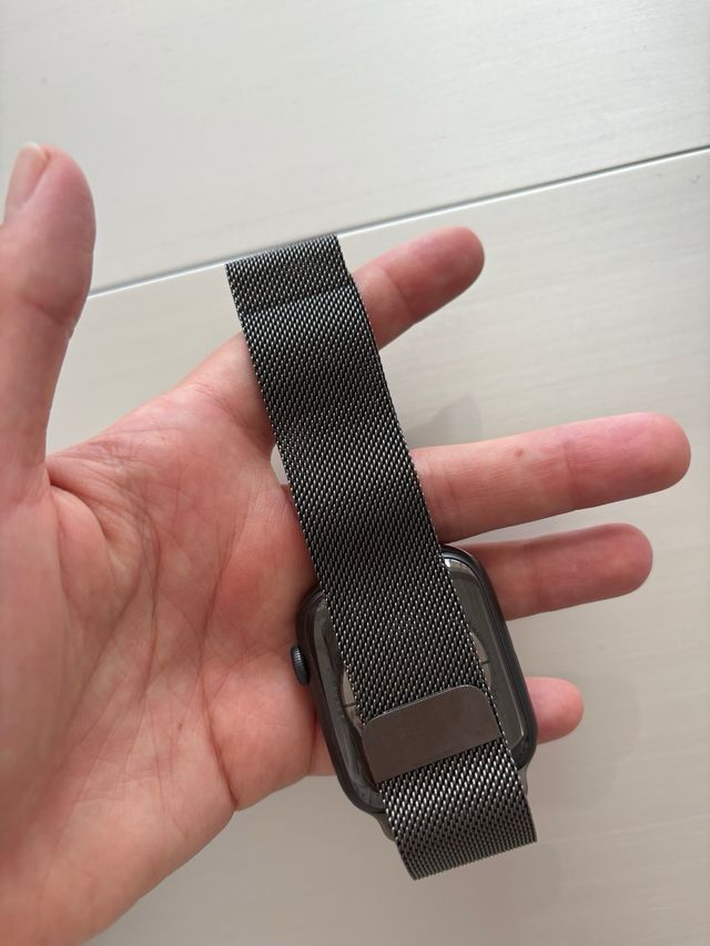 Apple Watch Serie 6 Milanese Loop