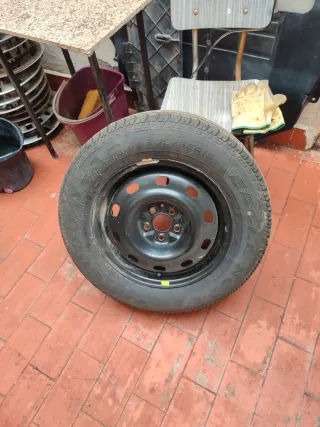 Rueda de coche Goodyear 205/55R16
