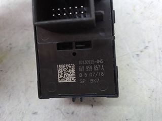 MANDO ELEVALUNAS DELANTERO IZQUIERDO SKODA FABIA