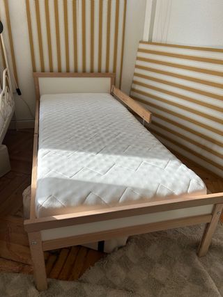 Cama IKEA con colchón