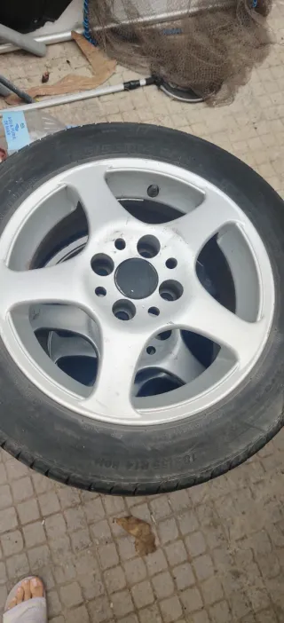 Llantas+ Neumáticos Lupo TDI 2001