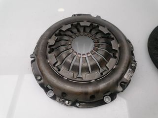 KIT EMBRAGUE DACIA SANDERO (4)