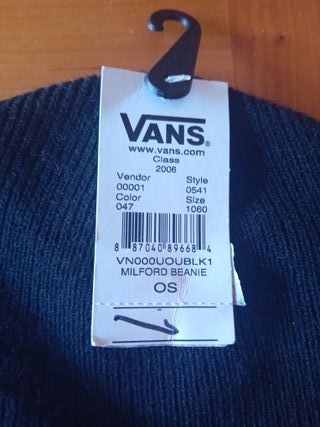 Gorro Vans Negro Nuevo con etiqueta es ORIGINAL.