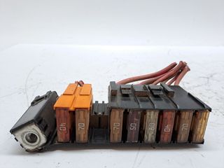 CAJA RELES / FUSIBLES RENAULT SCENIC II (2)