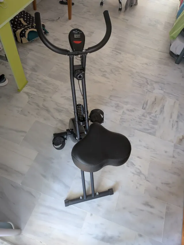 Bicicleta Estática Negra