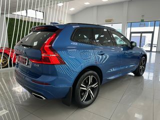 VOLVO XC60 R-DESING B4 2.0D 197CV AWD AUTO 8 VEL.