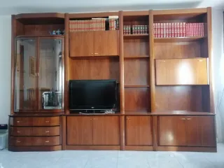 Mueble de salón de madera