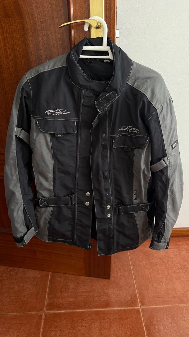 cazadoras de moto invierno. todas  tallas M.