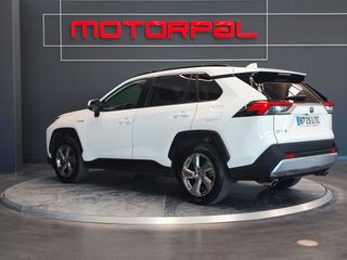 Toyota RAV4 2021