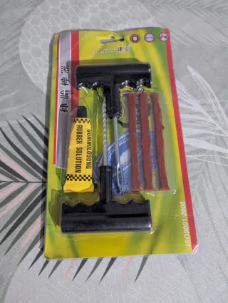 Kit Reparación Pinchazos Neumático.