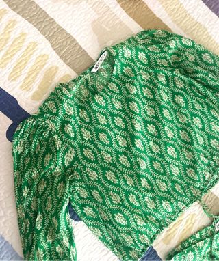 Conjunto verde Zara estampado
