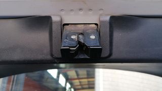 CERRADURA MALETERO / PORTON MAZDA 3 LIM. () (3)