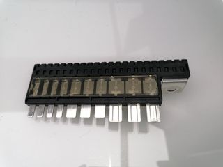 CAJA RELES / FUSIBLES HYUNDAI IX35 (10)