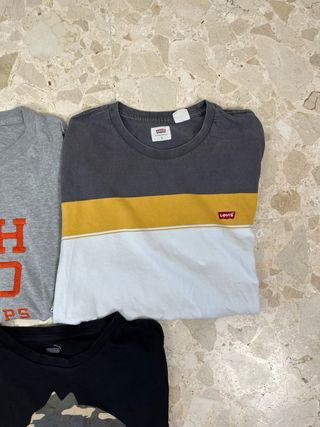 Lote 5 camisetas talla S hombre | Vans, Levi’s, H