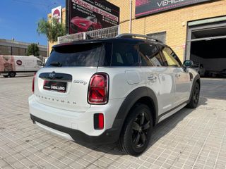 MINI Countryman 2021 COOPER D 150CV AUTOMATICO