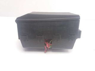 CAJA RELES / FUSIBLES FORD FOCUS (5)