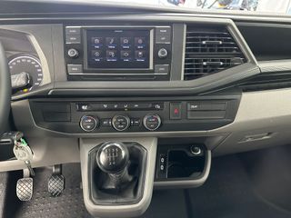 VOLKSWAGEN CARAVELLE KOMBI 2.0 TDI 110CV 9 PLAZAS