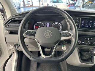 VOLKSWAGEN CARAVELLE KOMBI 2.0 TDI 110CV 9 PLAZAS