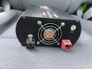 Inversor de Corriente 600W 12V a 220V