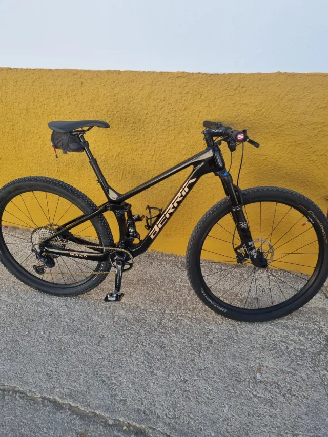 Berria Mako Doble Suspensión talla M