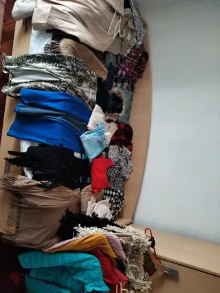 Lote Ropa Mujer Beige y Azul