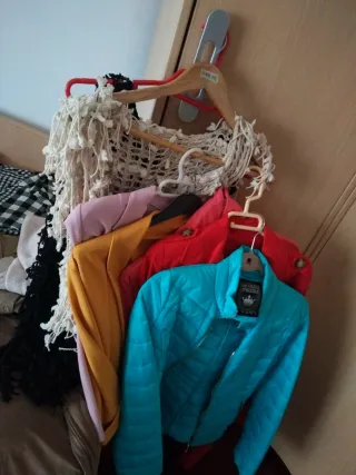 Lote Ropa Mujer Beige y Azul